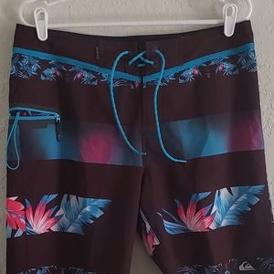 Quiksilver Swim Shorts size 32